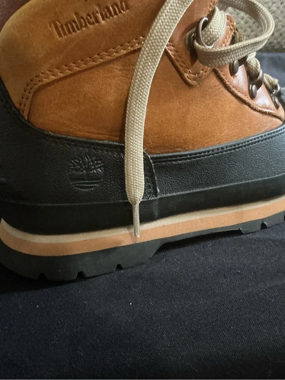 Timberland Kids Brown and Black Lace-Up Duck Boots great condition kids size 4